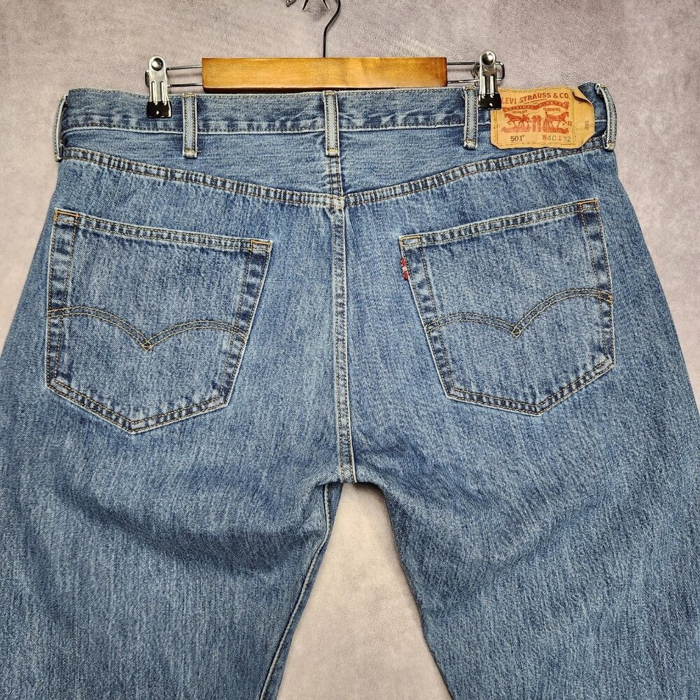 Levis 501 Jeans Mens 40x32 Original Fit Straight‎ Leg Button Fly Classic Denim